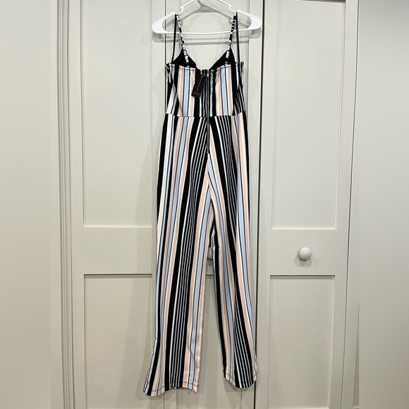 Material Girl Juniors' Wide-Leg Jumpsuit Size:Medium(Buy Now Only)No Offers - Picture 3 of 7
